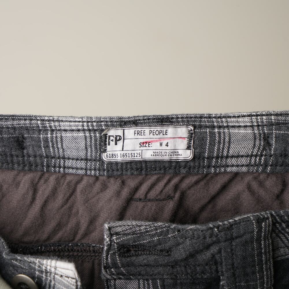 Free People 100% Cotton Plaid Utility Pants Straight Leg Button Fly Pockets EUC - Picture 6 of 8